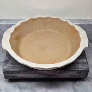 Pampered Chef New Traditions Stoneware Scalloped Deep Dish 9" Pie Plate EUC